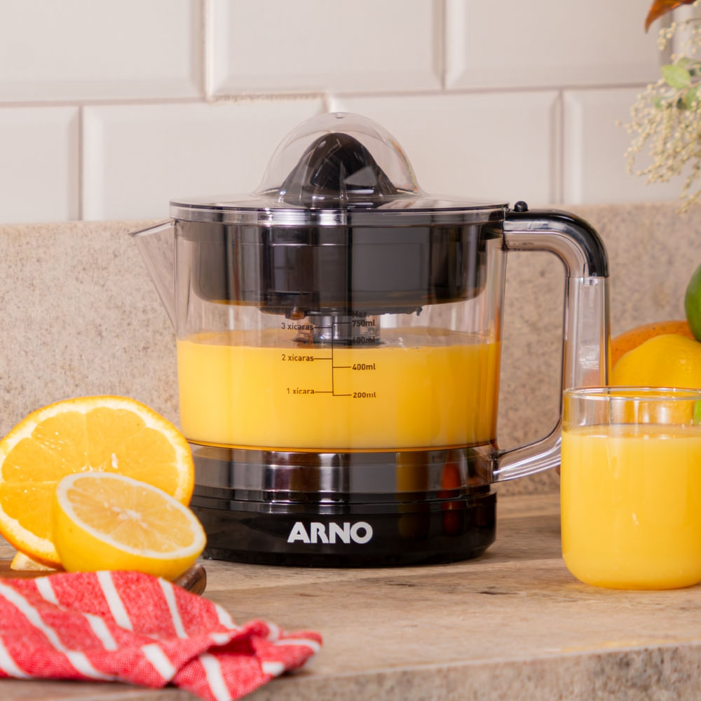 Espremedor de Frutas Arno Suco Express 40W e 750ml de Capacidade Preto CP31